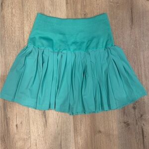 Wilson Midtown Tennis Skirt - Size SMALL - Light Green